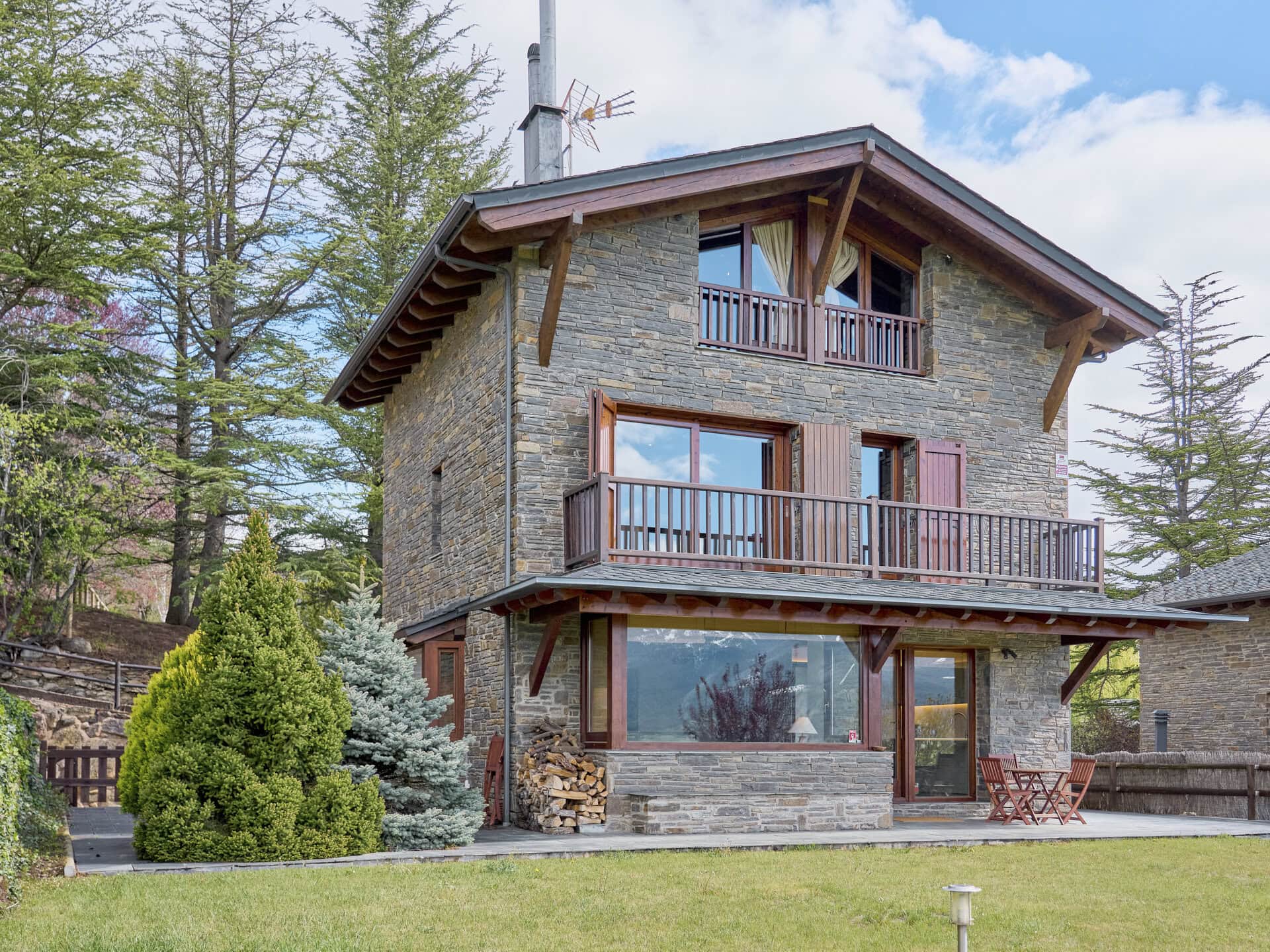 DevesadeSaga Ref1452 25278 1 Compra y venta de casas y pisos La Cerdanya