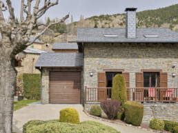 p Llo Ref1596 65576 1 uai Compra y venta de casas y pisos La Cerdanya