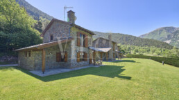 Porta Ref1636 76945 uai Compra y venta de casas y pisos La Cerdanya